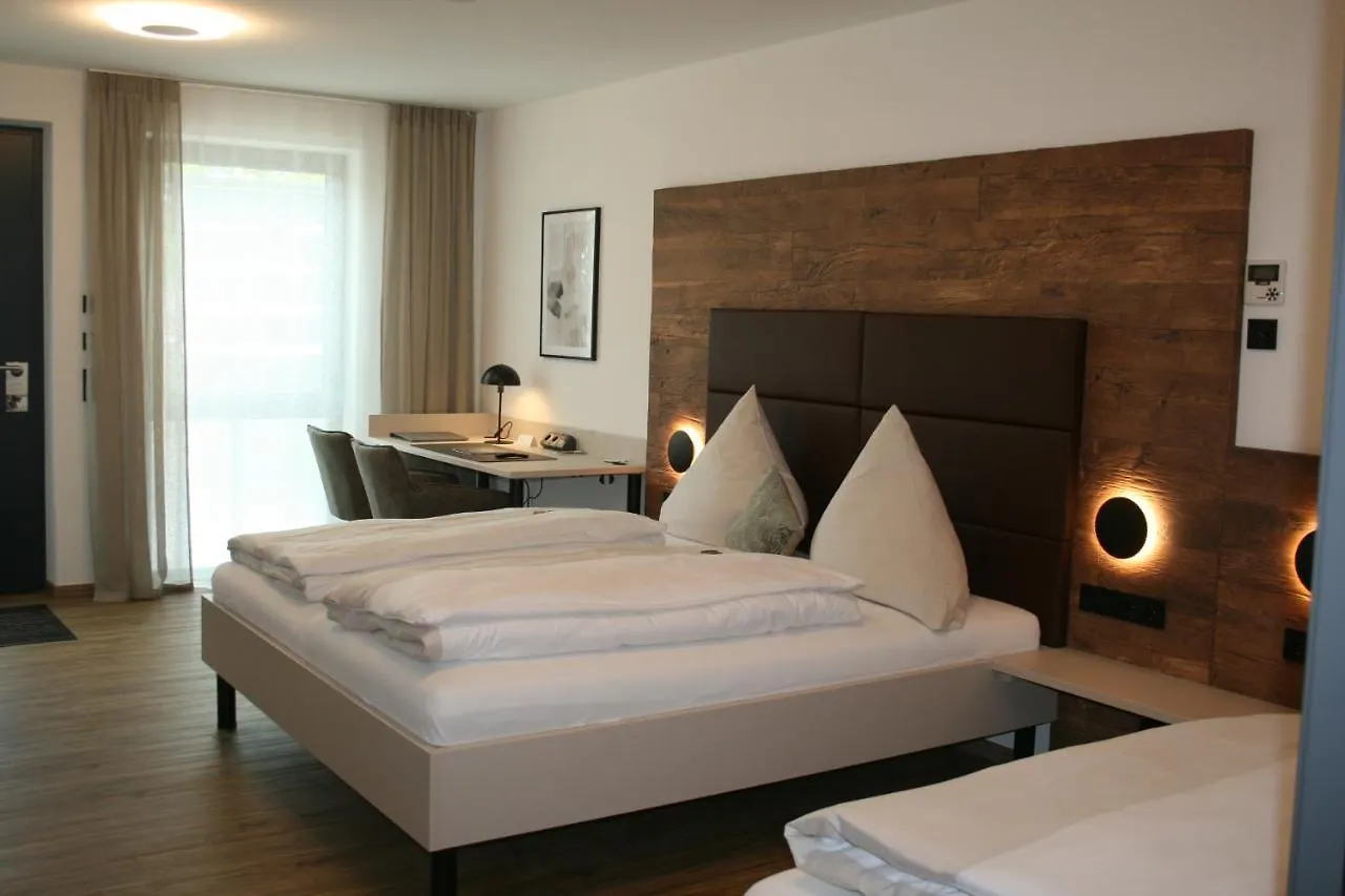 Hotel Bavaria Dingolfing 3*,